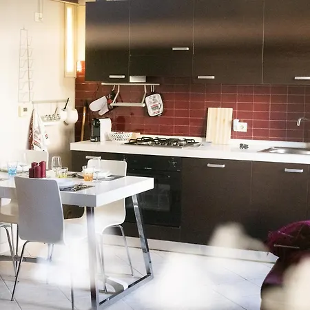 In Centro A 2 Passi Dalla Con Parcheggio Gratuito Appartement